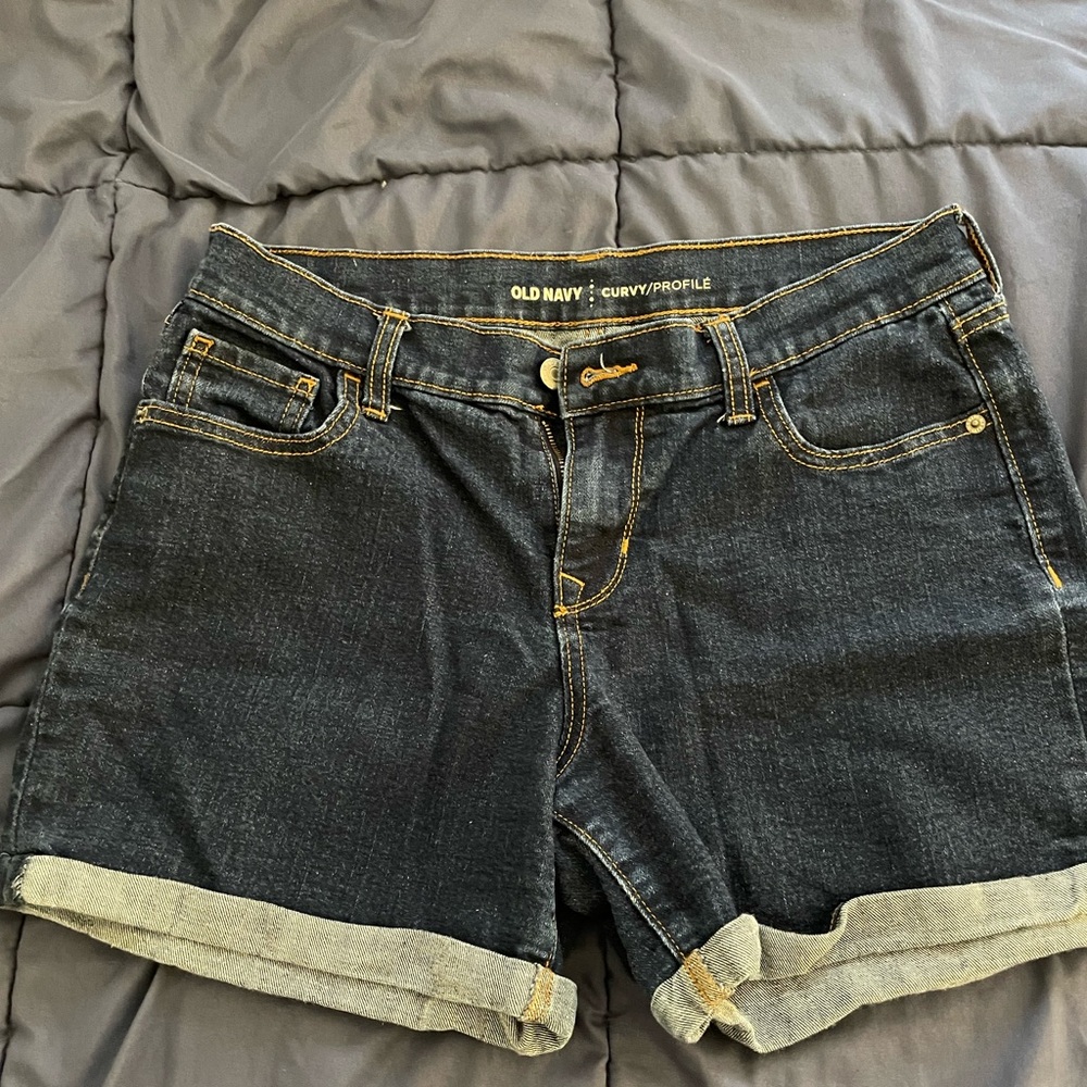 Old navy curvy profile shorts size 6 regular